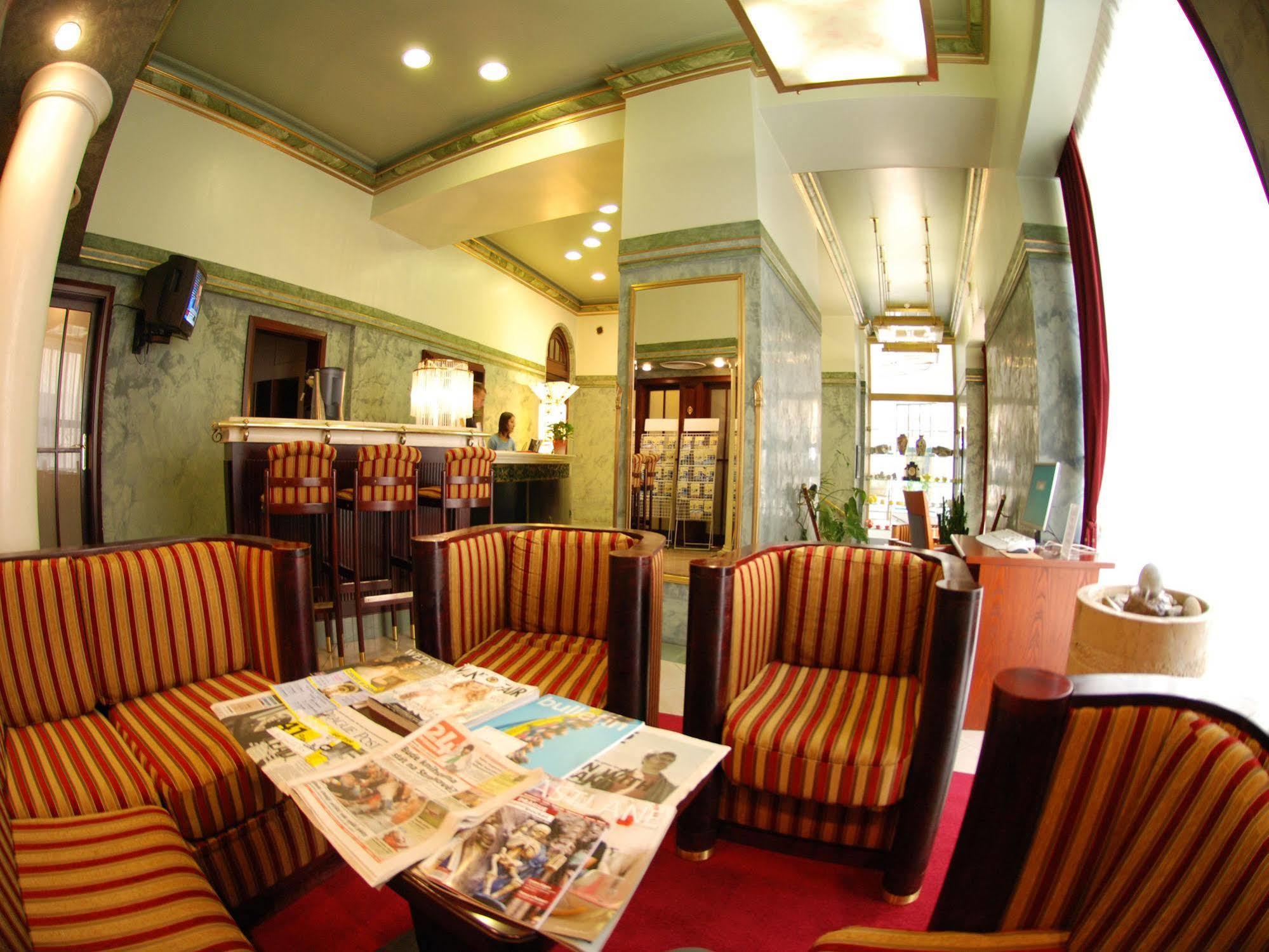 Ea Royal Esprit Hotel Praag