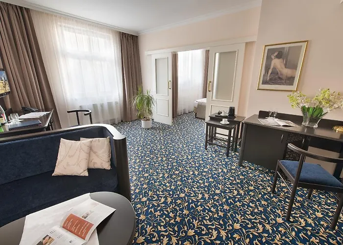 EA Hotel Royal Esprit