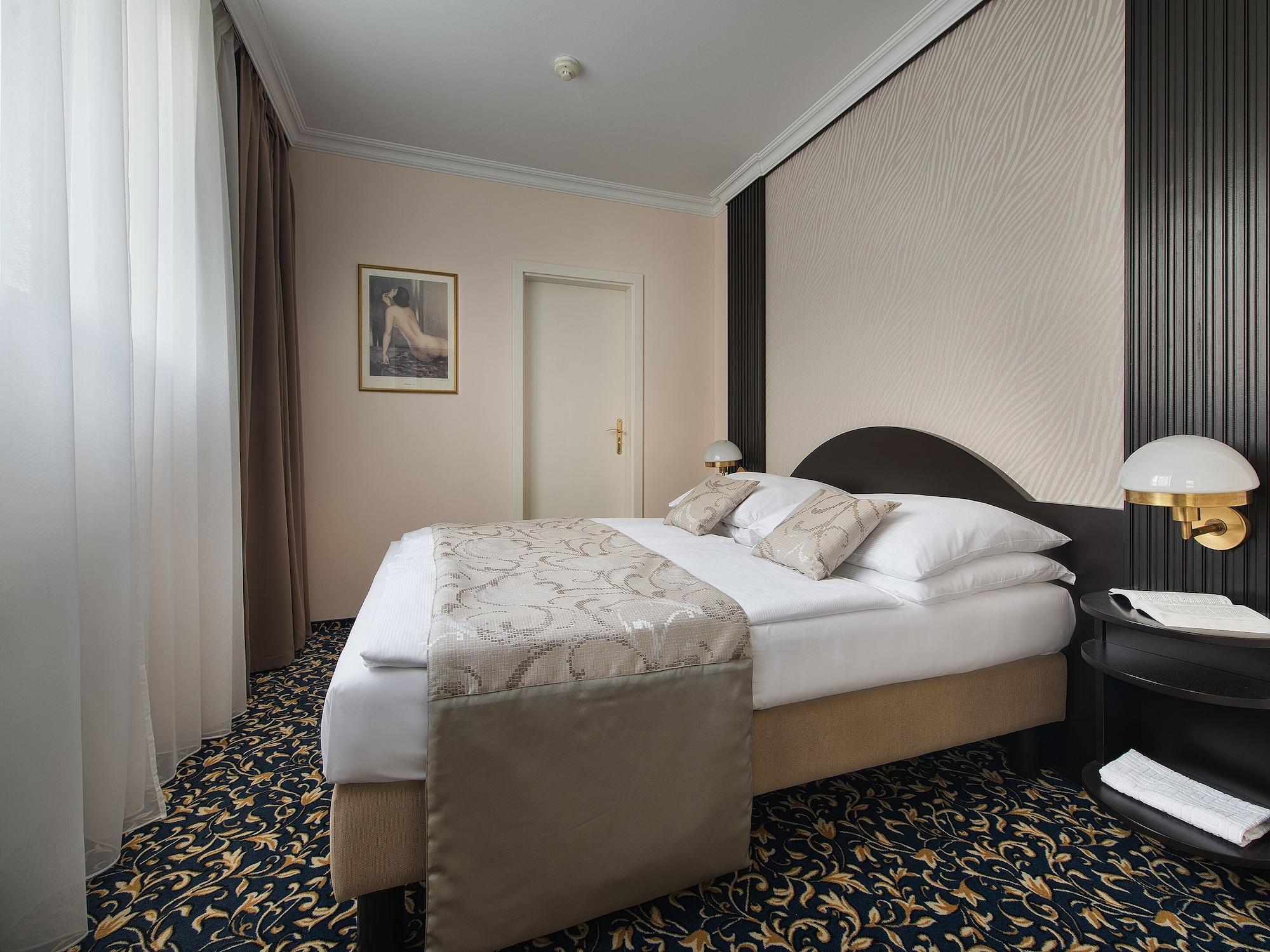 Hotel Ea Royal Esprit Praga