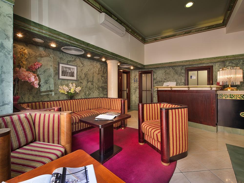Ea Royal Esprit Hotel Praga